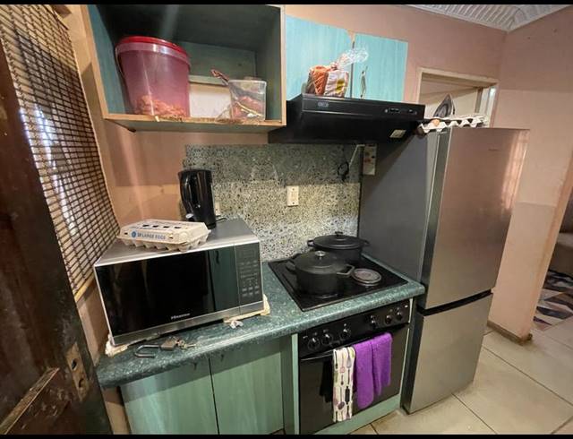 3 BEDROOM PROPERTY TO RENT IN PANORAMA GARDENS